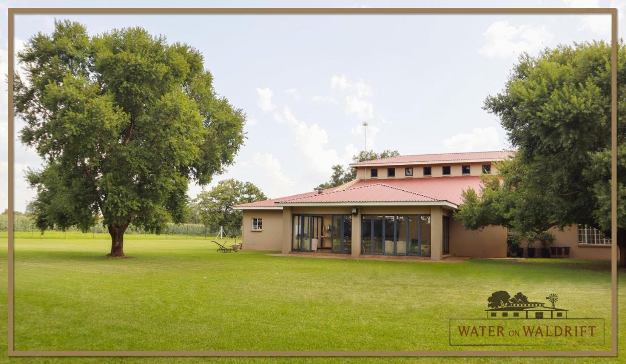 Water On Waldrift Guesthouse Vereeniging Zewnętrze zdjęcie